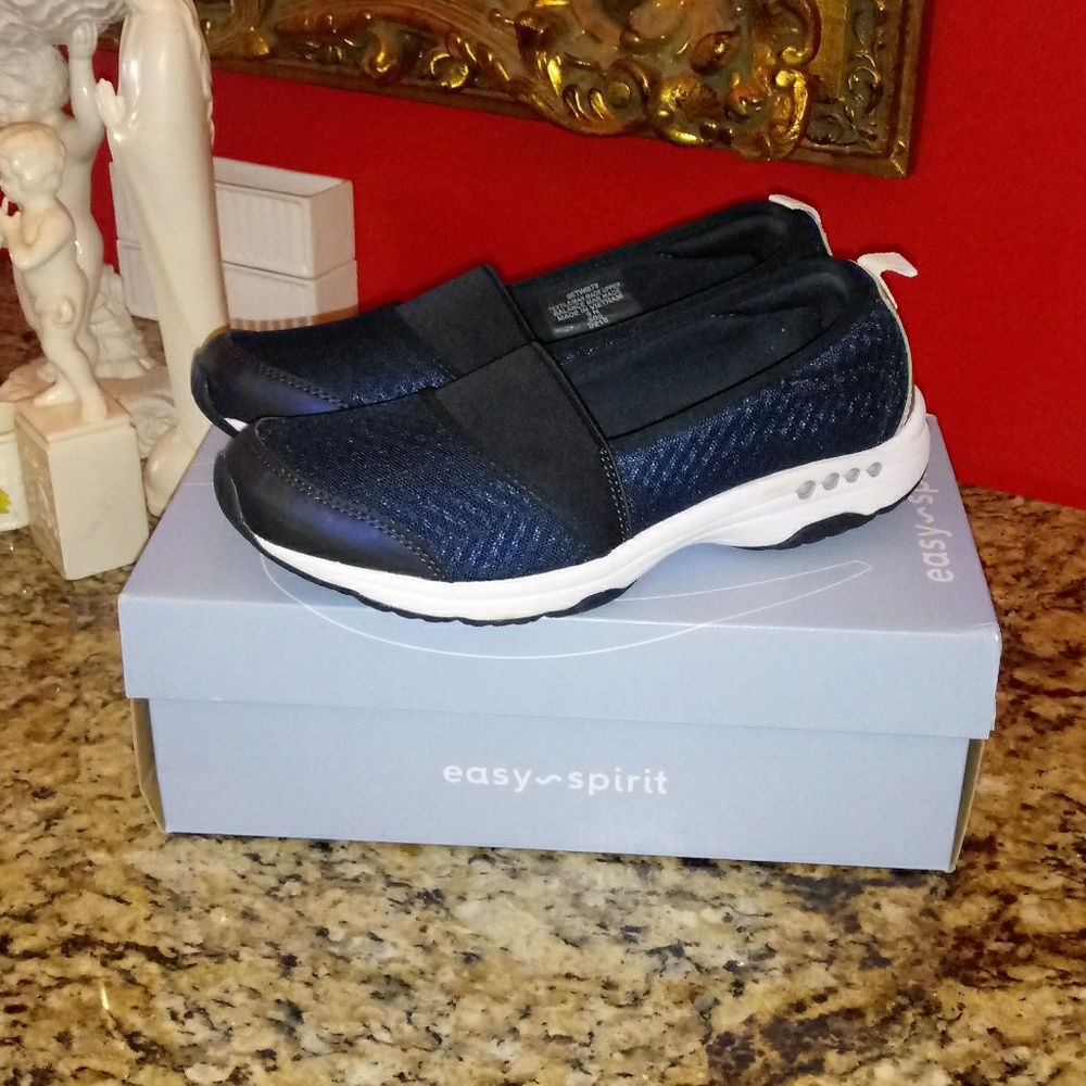 1017 Easy~Spirit Twist Slip Ons